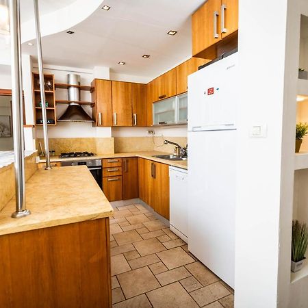 Central On Hapalmach- 3-Bdr Apartment Ιερουσαλήμ Εξωτερικό φωτογραφία
