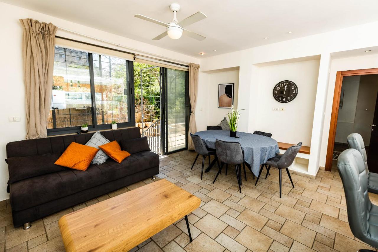 Central On Hapalmach- 3-Bdr Apartment Ιερουσαλήμ Εξωτερικό φωτογραφία