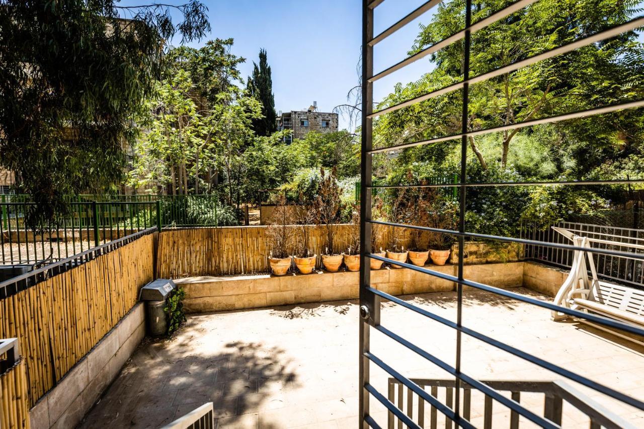 Central On Hapalmach- 3-Bdr Apartment Ιερουσαλήμ Εξωτερικό φωτογραφία